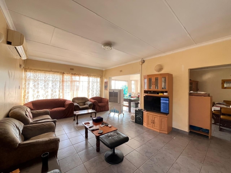 4 Bedroom Property for Sale in Protea Park North West